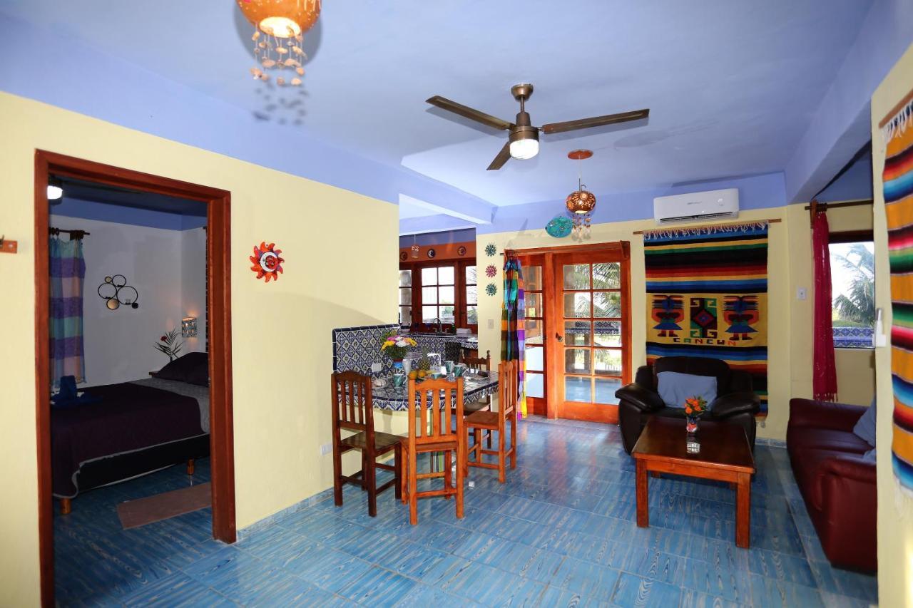 El Milagro Beach Hotel And Marina Isla Mujeres Exterior photo