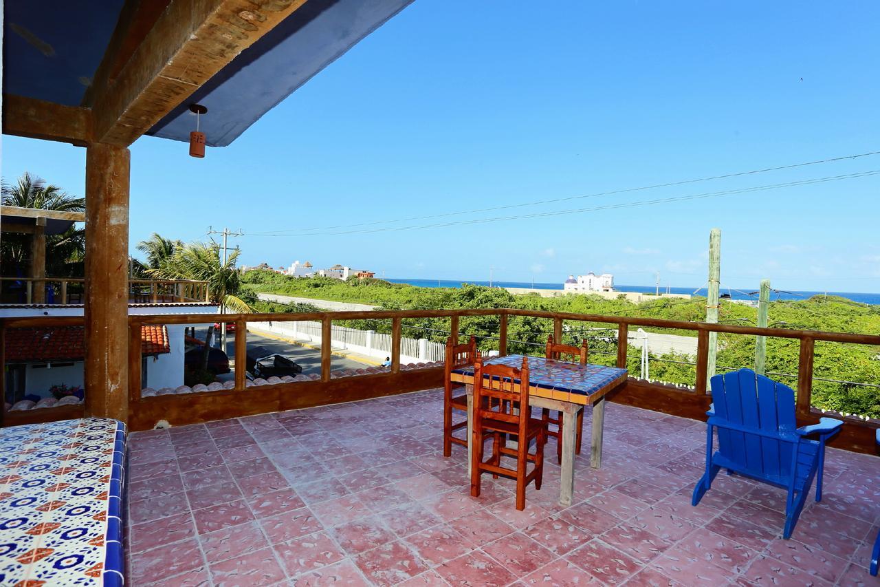El Milagro Beach Hotel And Marina Isla Mujeres Exterior photo