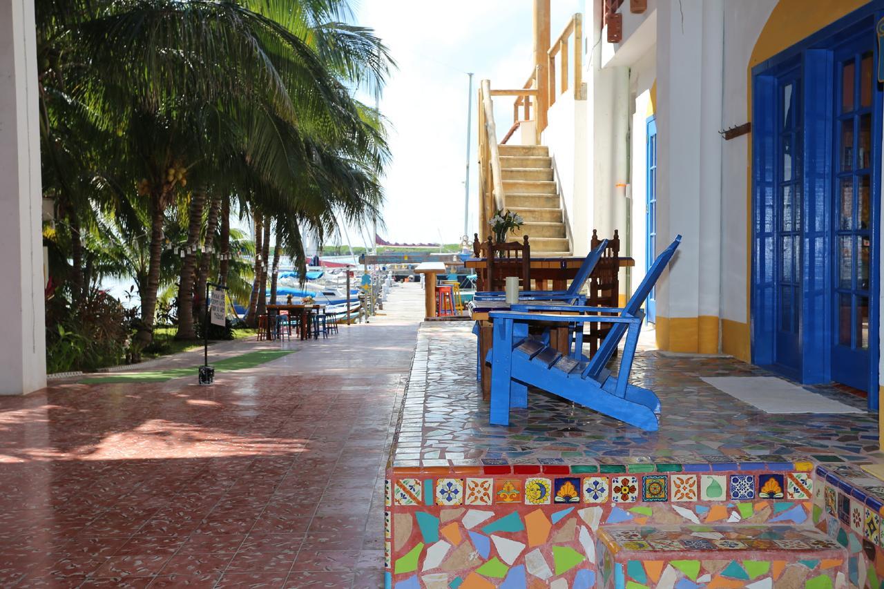 El Milagro Beach Hotel And Marina Isla Mujeres Exterior photo