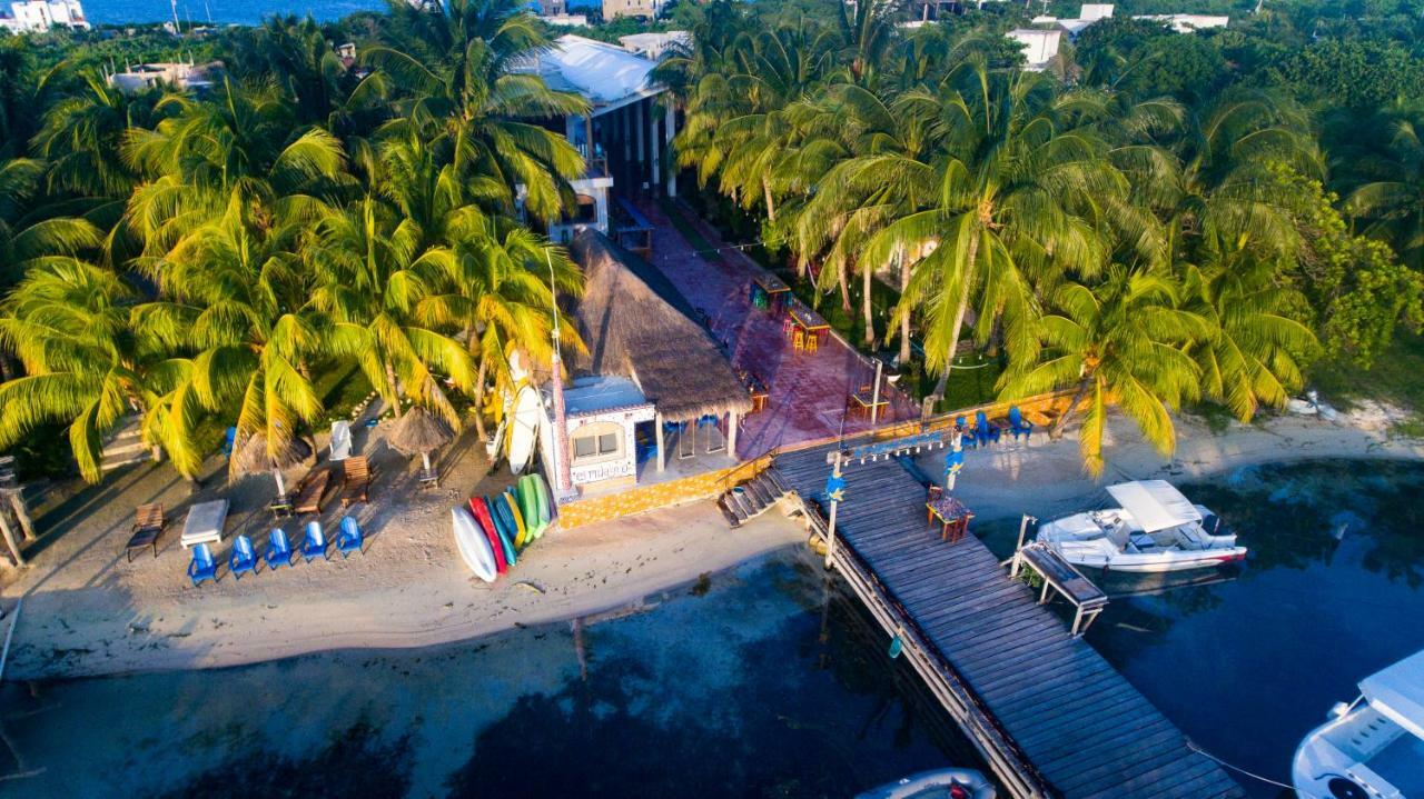 El Milagro Beach Hotel And Marina Isla Mujeres Exterior photo